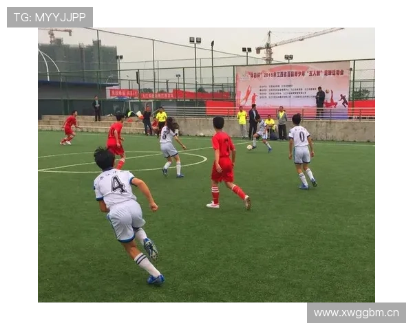 中国足球弯道超车国际青训视野